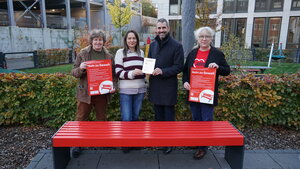 Rote Bank am Landratsamt Aschaffenburg